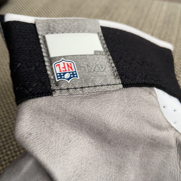 nike football gloves ebay